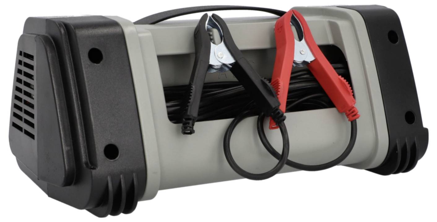 Un chargeur de batterie portable avec des câbles de démarrage noirs et rouges, utilisé pour recharger les batteries de voiture.