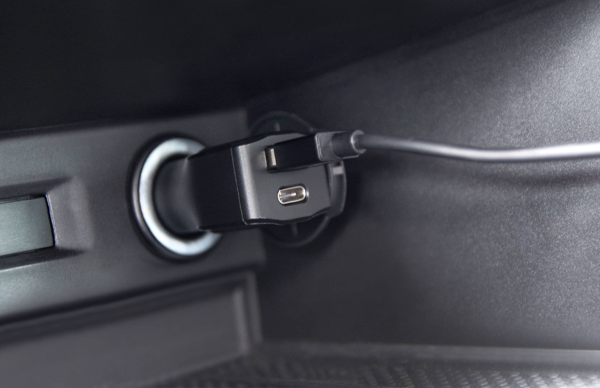 Ansmann 240C Chargeur USB 20 W USB, USB-C® femelle noir pour voiture, pour camion protection contre les surintensités-1