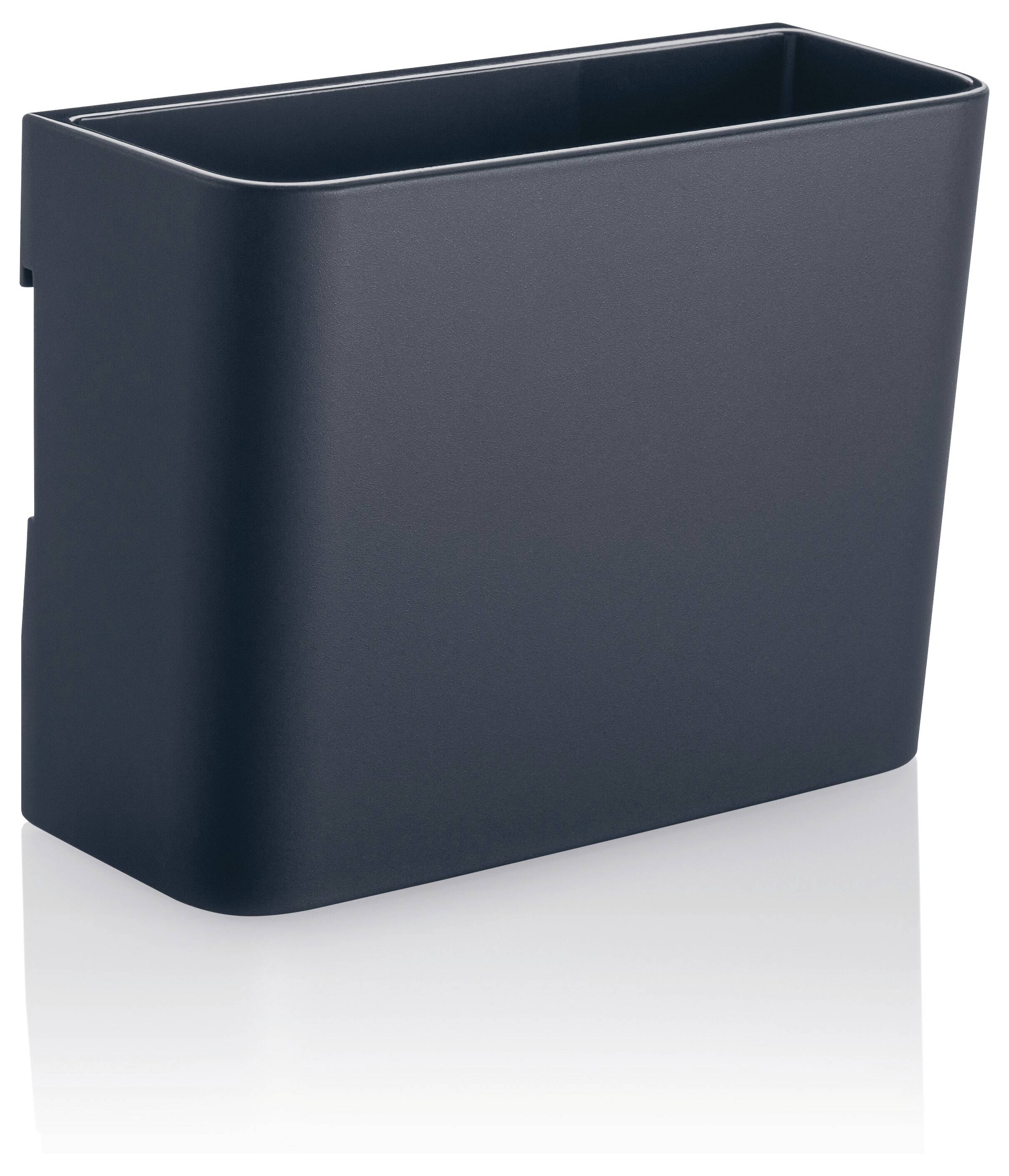 Bac à déchets ou conteneur de rangement rectangulaire gris foncé à ouverture supérieure sur fond blanc.
