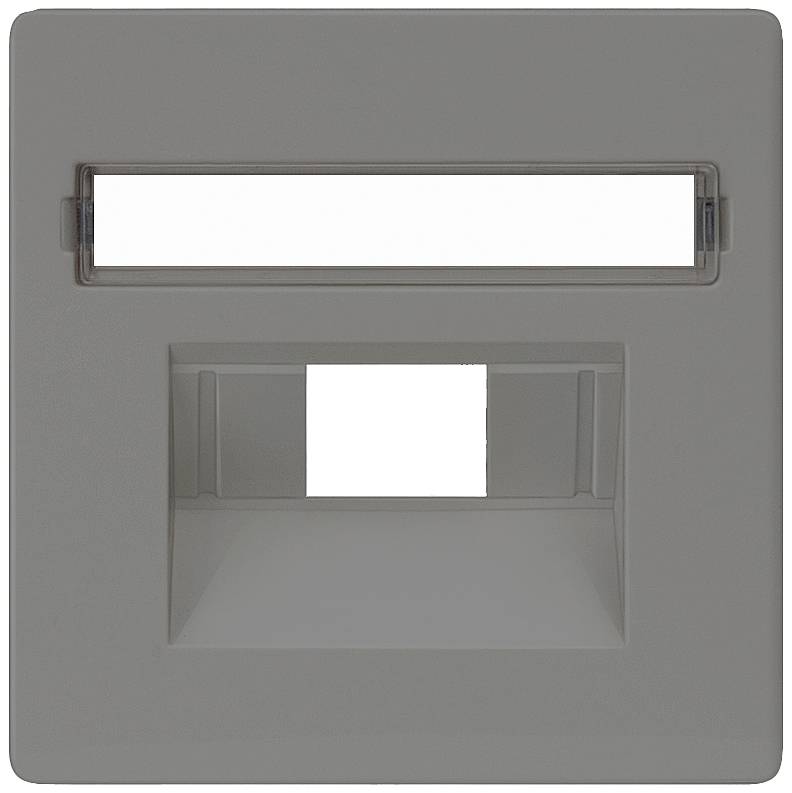 Couvercle carré gris avec une ouverture rectangulaire en haut et un évidement trapézoïdal en dessous, probablement pour une prise électrique.