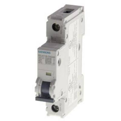Un disjoncteur unipolaire Siemens avec des spécifications techniques sur le côté, adapté pour une utilisation dans les circuits électriques.