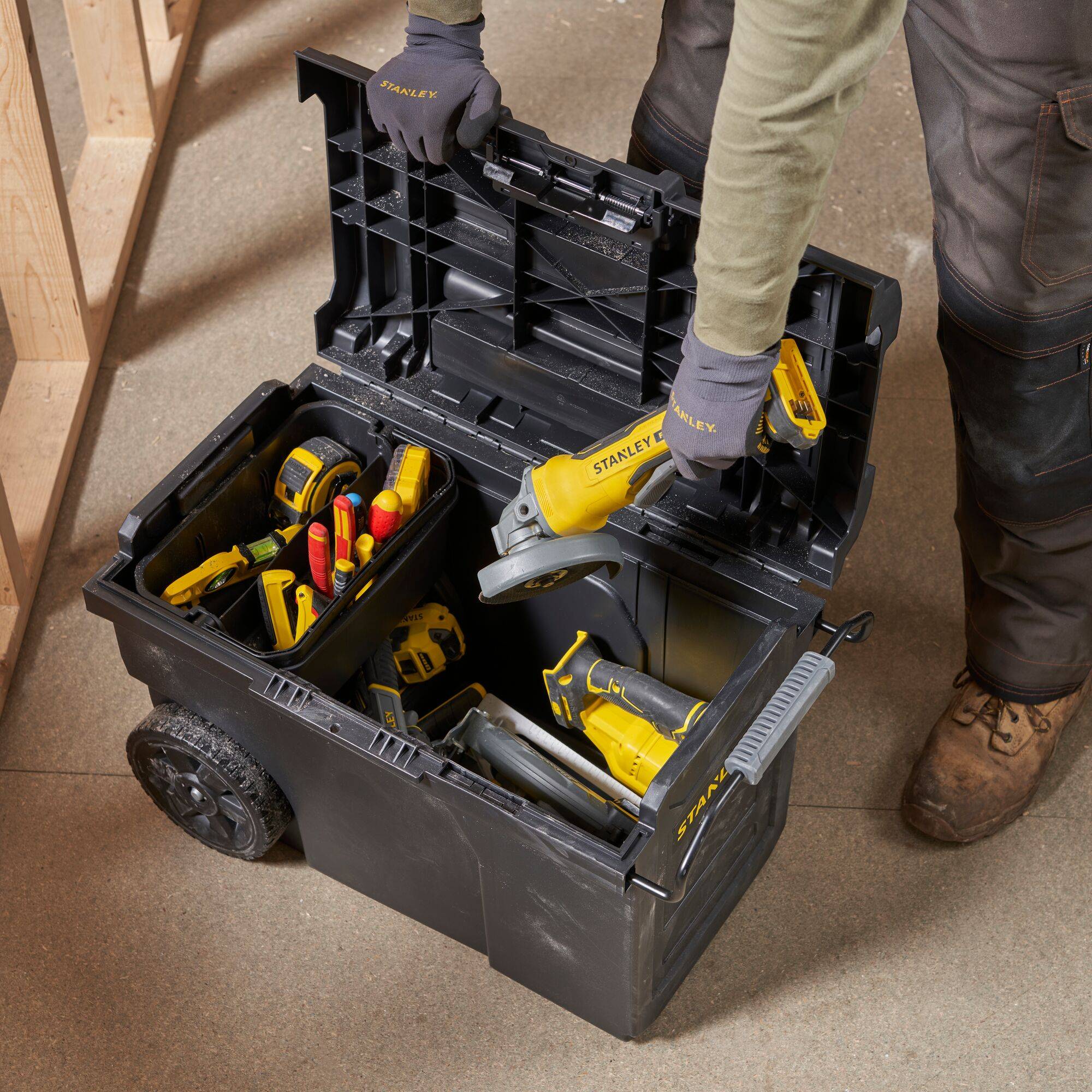 STANLEY STST1-70715 Boîte à outils noir-15