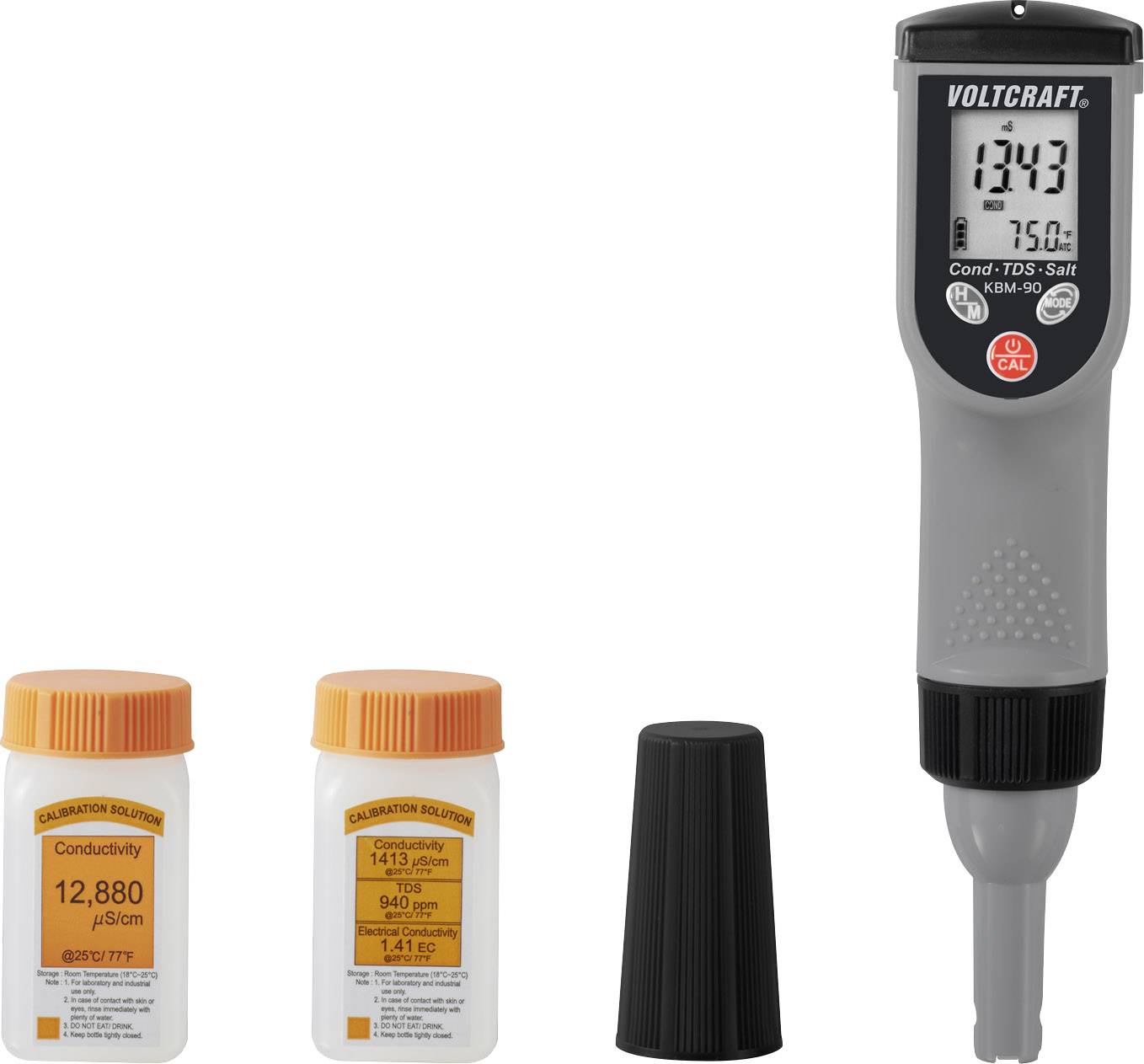 Appareil de mesure numérique de conductivité à côté de flacons de solution d'étalonnage. L'affichage indique la conductivité, la température en microsiemens et degrés Celsius.