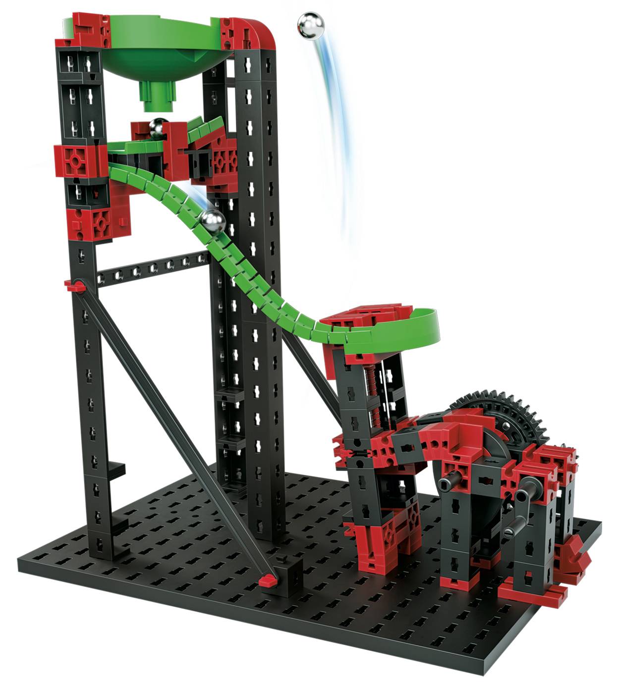 Une construction de circuit à billes en pièces plastiques, faisant rouler une bille argentée le long d'une rampe verte, propulsée par des engrenages.