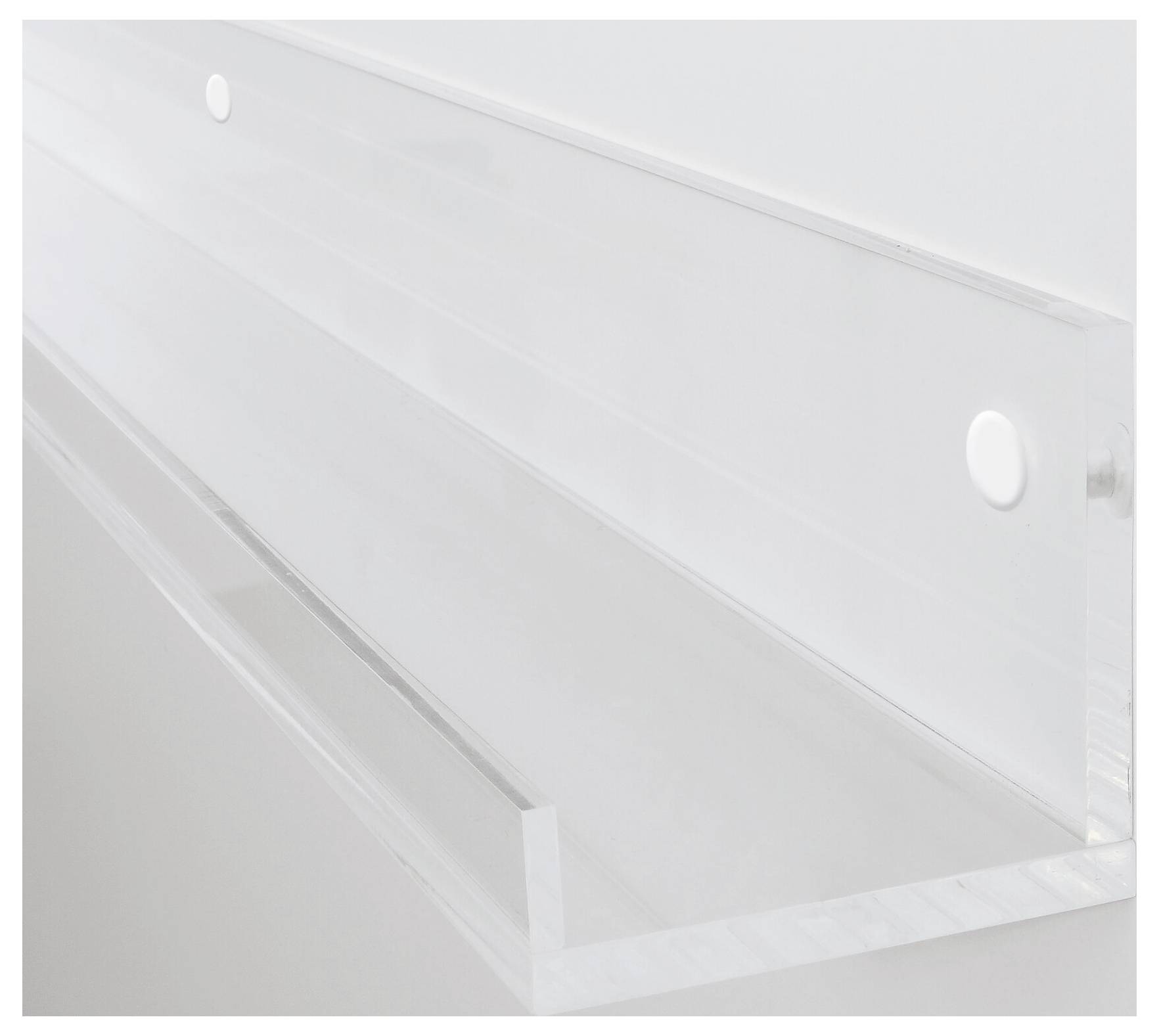 Étagère de présentation en acrylique transparent vide avec les côtés inclinés et des capuchons de montage ronds sur un fond blanc.