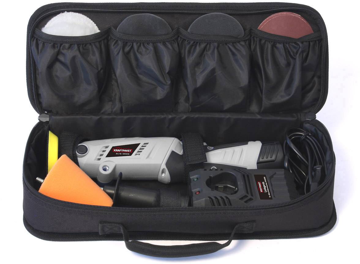 Un sac à outils contient une polisseuse électrique avec plusieurs embouts et accessoires, organisés dans des compartiments.