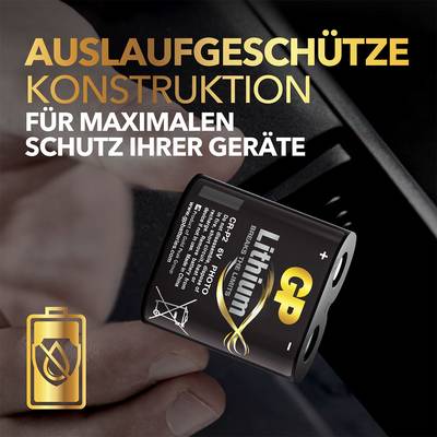 'Batterie lithium GP' dans la main de quelqu'un. Le texte met en avant une construction anti-fuite pour une protection maximale de l'appareil. Écriture en or et en blanc.
