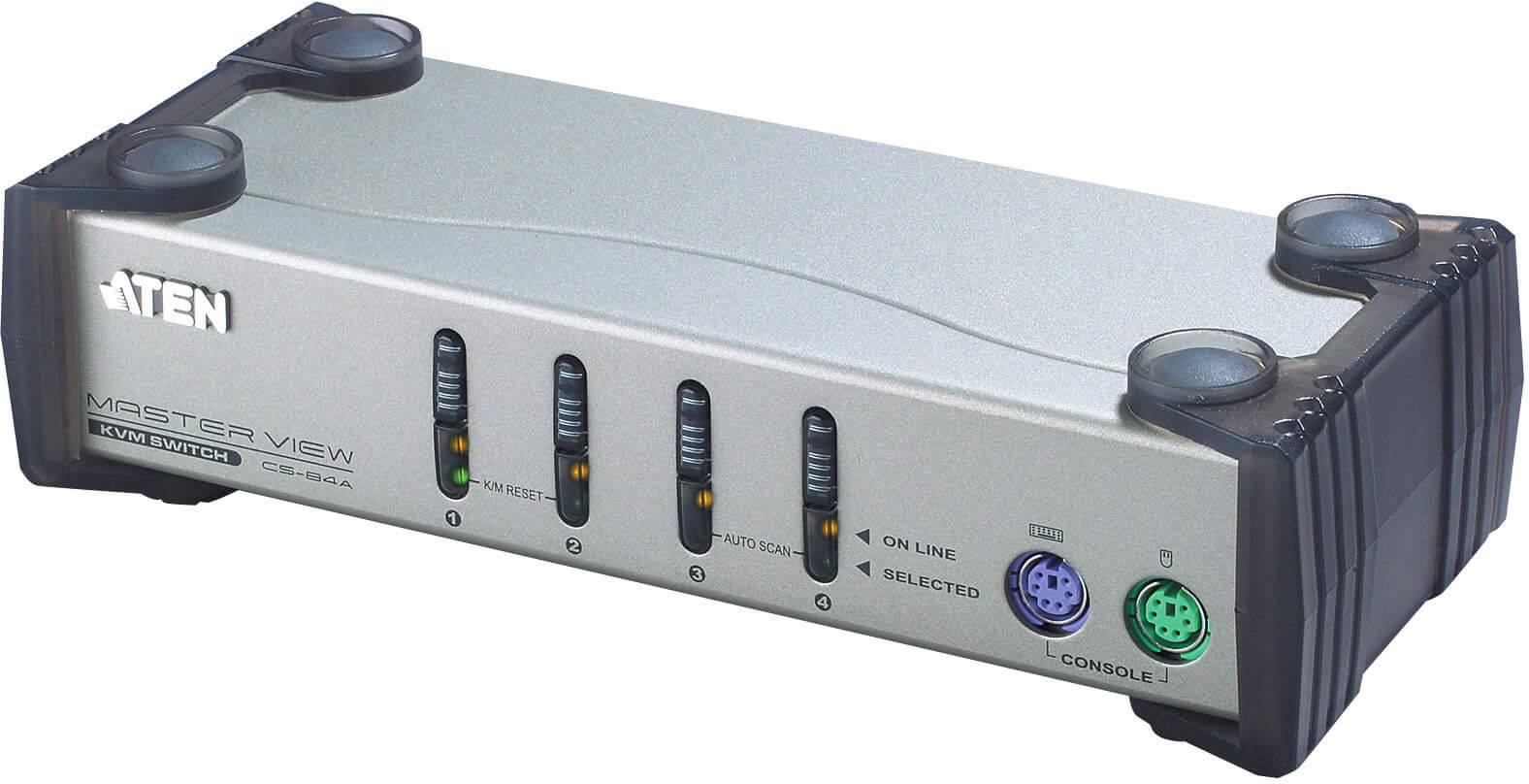'Commutateur KVM ATEN Master View à quatre ports, avec voyants LED d'état, ports PS/2 pour clavier et souris. Permet de basculer entre différents ordinateurs.'