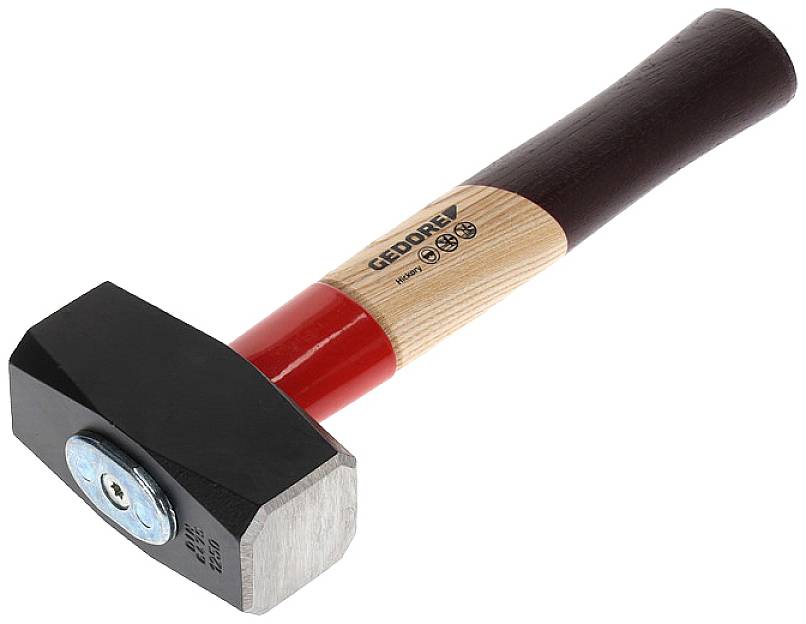Marteaux en bois avec tête rouge et noire, portant l'inscription 'Gedore' sur le manche en bois, posés en diagonale sur un fond blanc.