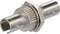 Un adaptateur RF coaxial argenté avec écrou hexagonal et poignée striée, typique des connexions d'antenne.