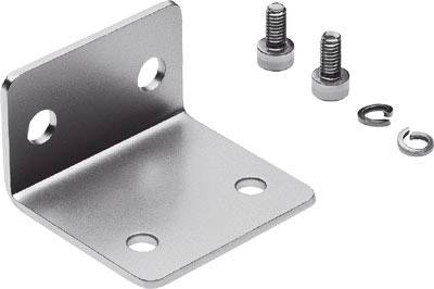 Équerre métallique avec quatre trous et deux vis ainsi que deux rondelles. Adaptée pour la fixation sur une surface.