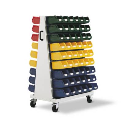 Un chariot mobile à étagères avec des caisses en plastique colorées en rouge, jaune, vert et bleu pour le rangement de pièces ou d'outils.