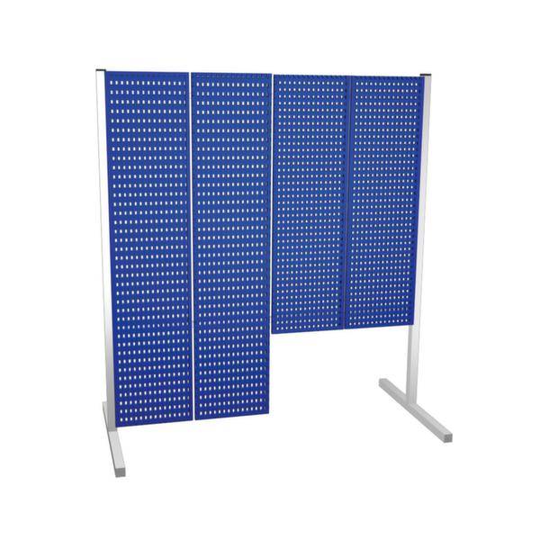 Support de rangement d'outils bleu fixé sur un châssis argenté, composé de quatre plaques perforées, conçu pour l'organisation des outils.