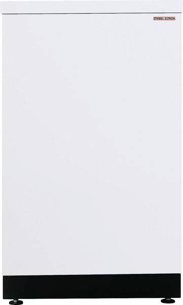 Un réfrigérateur blanc rectangulaire avec un socle noir et un petit logo rouge en haut à droite.