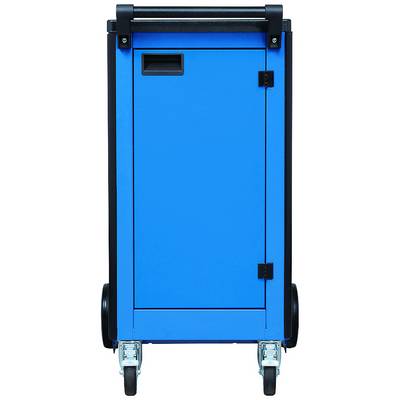 Chariot bleu fermé à quatre roues, deux grandes à l'arrière et deux plus petites à l'avant, debout sur un fond neutre.