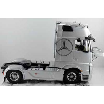 Italeri 510003905 Mercedes Benz Actros MP4 Gigaspace Maquette de camion  1:24 - Conrad Electronic France