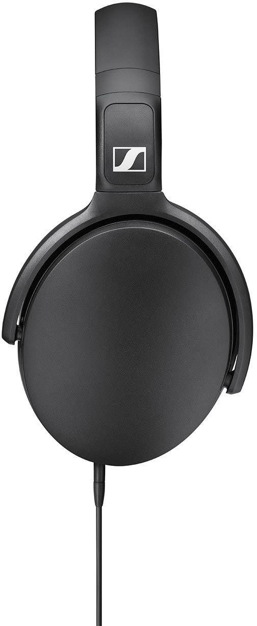 Casque audio noir circumauriculaire filaire à design fermé, idéal pour le plaisir musical et la protection contre le bruit.