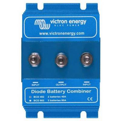 Une diode de batterie bleue de Victron Energy avec trois bornes : deux entrées et une sortie pour les combinateurs de batterie.