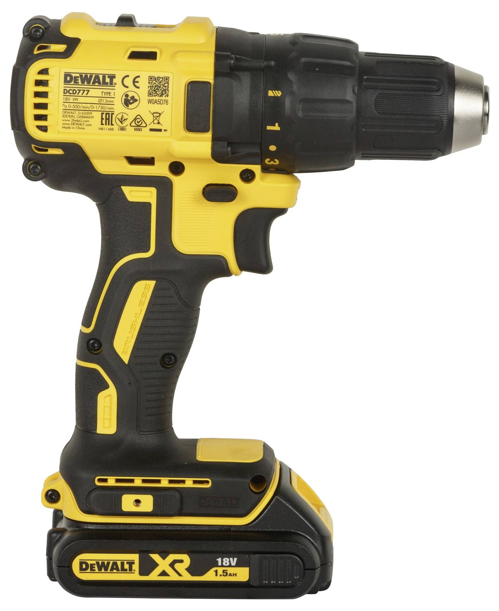 Perceuse-visseuse sans fil en noir et jaune de Dewalt, modèle DCD777. Design compact avec poignée antidérapante, adaptée aux travaux de bricolage.