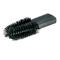 Brosse de nettoyage ronde noire avec des poils, adaptée pour un nettoyage en profondeur de différentes surfaces.