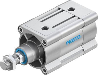 Un cylindre pneumatique argenté avec un marquage bleu 'FESTO', deux points de fixation par vis en haut, et une tige de piston visible à gauche.