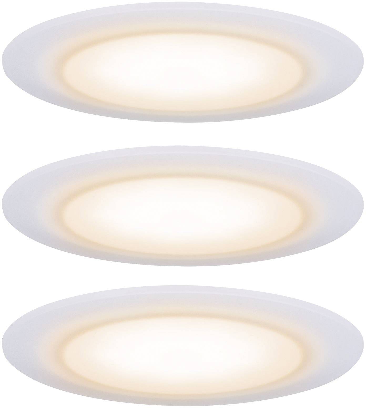 Trois spots LED encastrés ronds et blancs, disposés en gradation, chacun avec une intensité lumineuse blanc chaud différente.