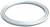 Anneau rond, plat et blanc avec plusieurs sillons concentriques sur un fond blanc.