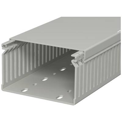 Canal pour câbles en plastique gris, rectangulaire, avec des fentes latérales pour la fixation des câbles et des trous sur la face inférieure pour le montage.