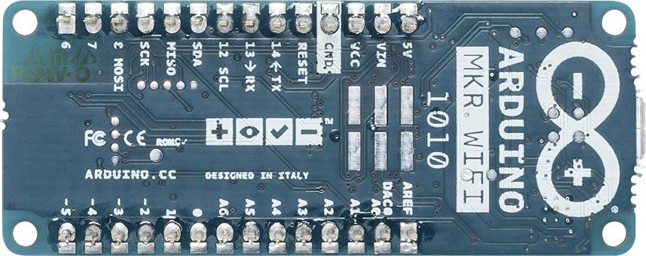 Carte de microcontrôleur Arduino MKR WiFi 1010 avec port USB et de nombreuses broches pour des projets électroniques, développée en Italie.