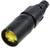 Un connecteur réseau noir avec insert RJ45 jaune pour connexions Ethernet, adapté aux applications robustes et résistantes aux intempéries.