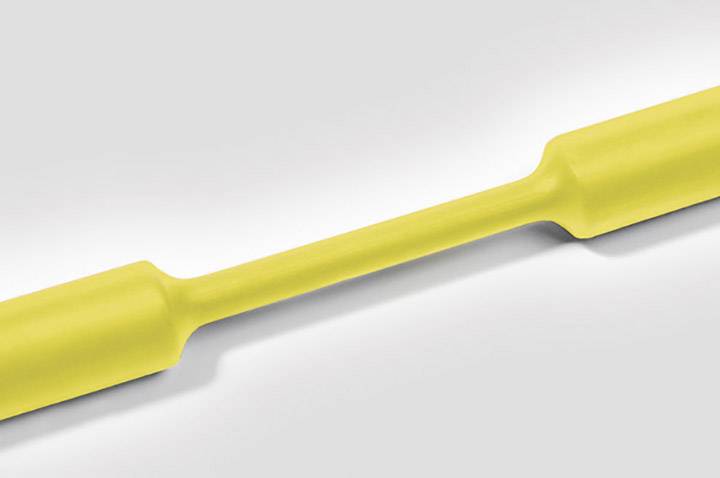 Rameur de canoë jaune sur un fond gris. La pagaie s'étend diagonalement à travers l'image, avec une surface uniforme.