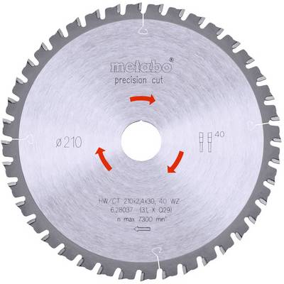 Gros plan d'une lame de scie circulaire de précision Metabo avec trou central, marquage du diamètre 210 mm, 40 dents et flèches de rotation.