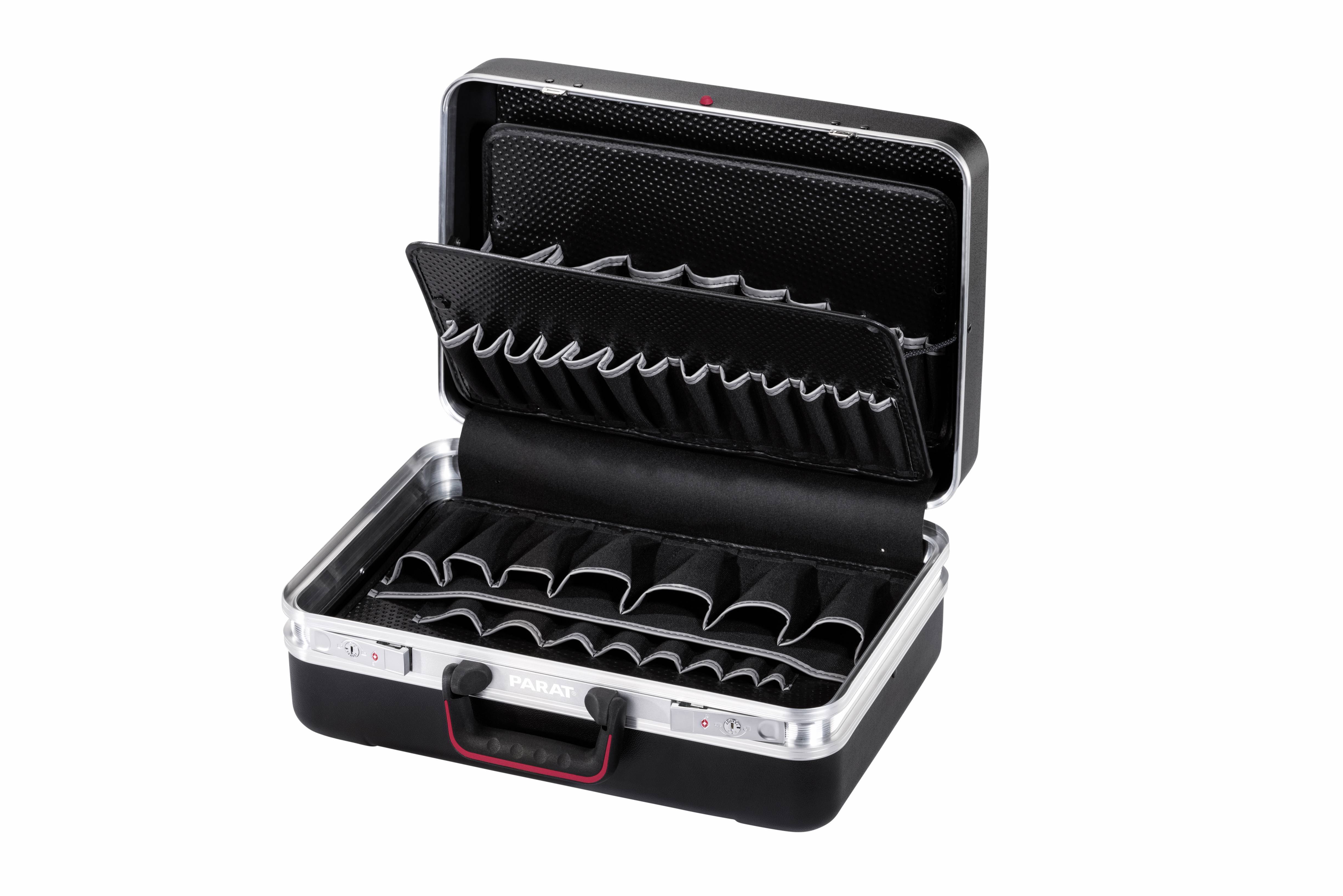 Valise noire ouverte avec plusieurs compartiments verticaux pour ranger de petits objets.