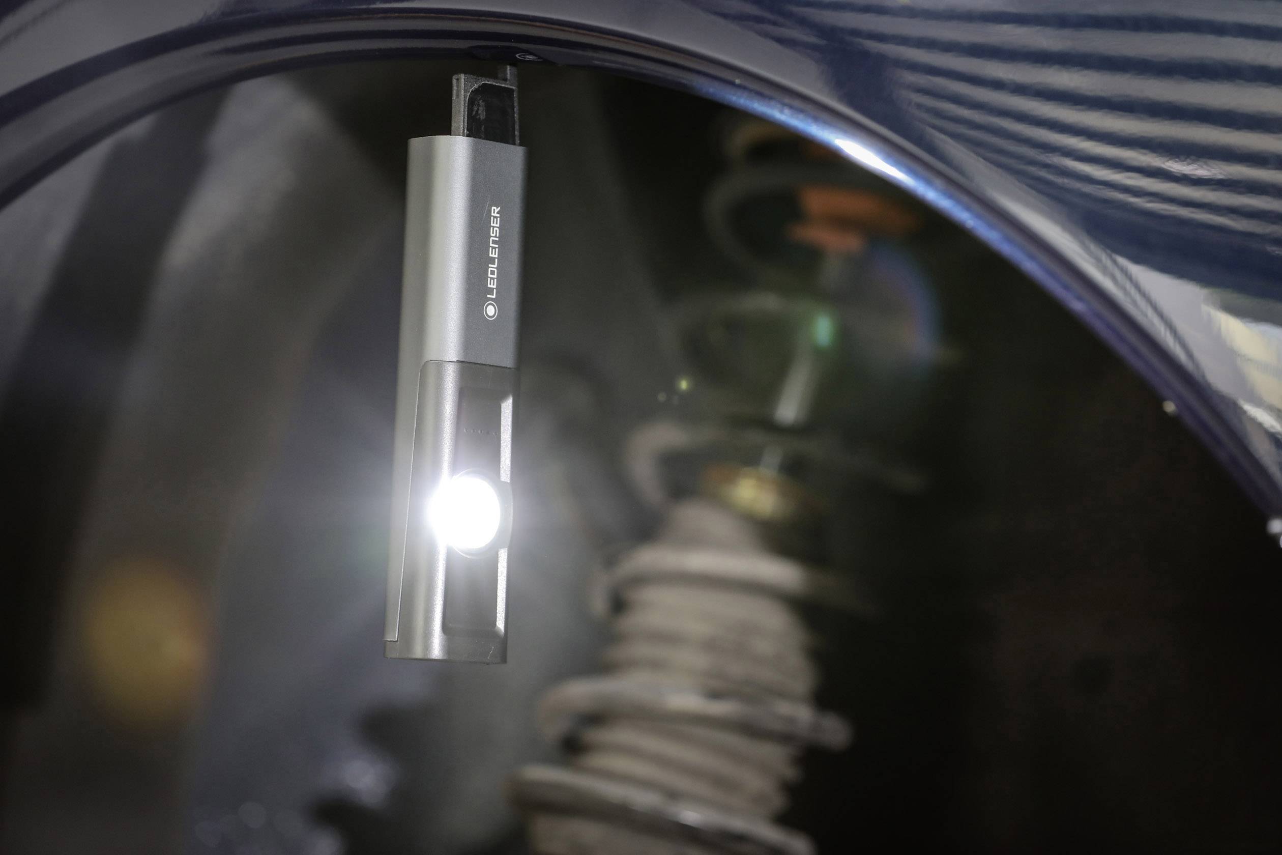 Ledlenser 502004 iW5R LED Lampe de travail à batterie 300 lm-4