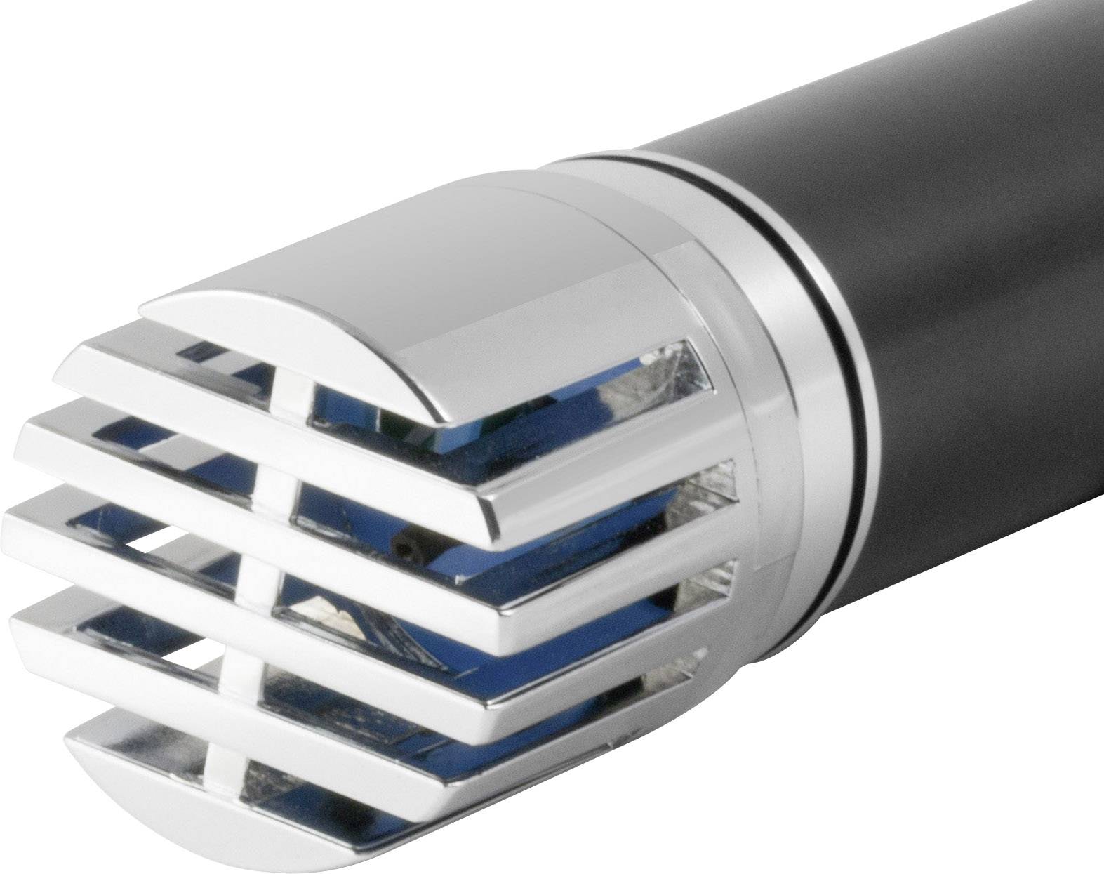Un microphone argenté et noir avec un design moderne à motif de grille sur la tête.