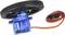 Un servo de modélisme bleu avec une roue noire et un câble connecté, adapté aux applications robotiques ou de véhicules.