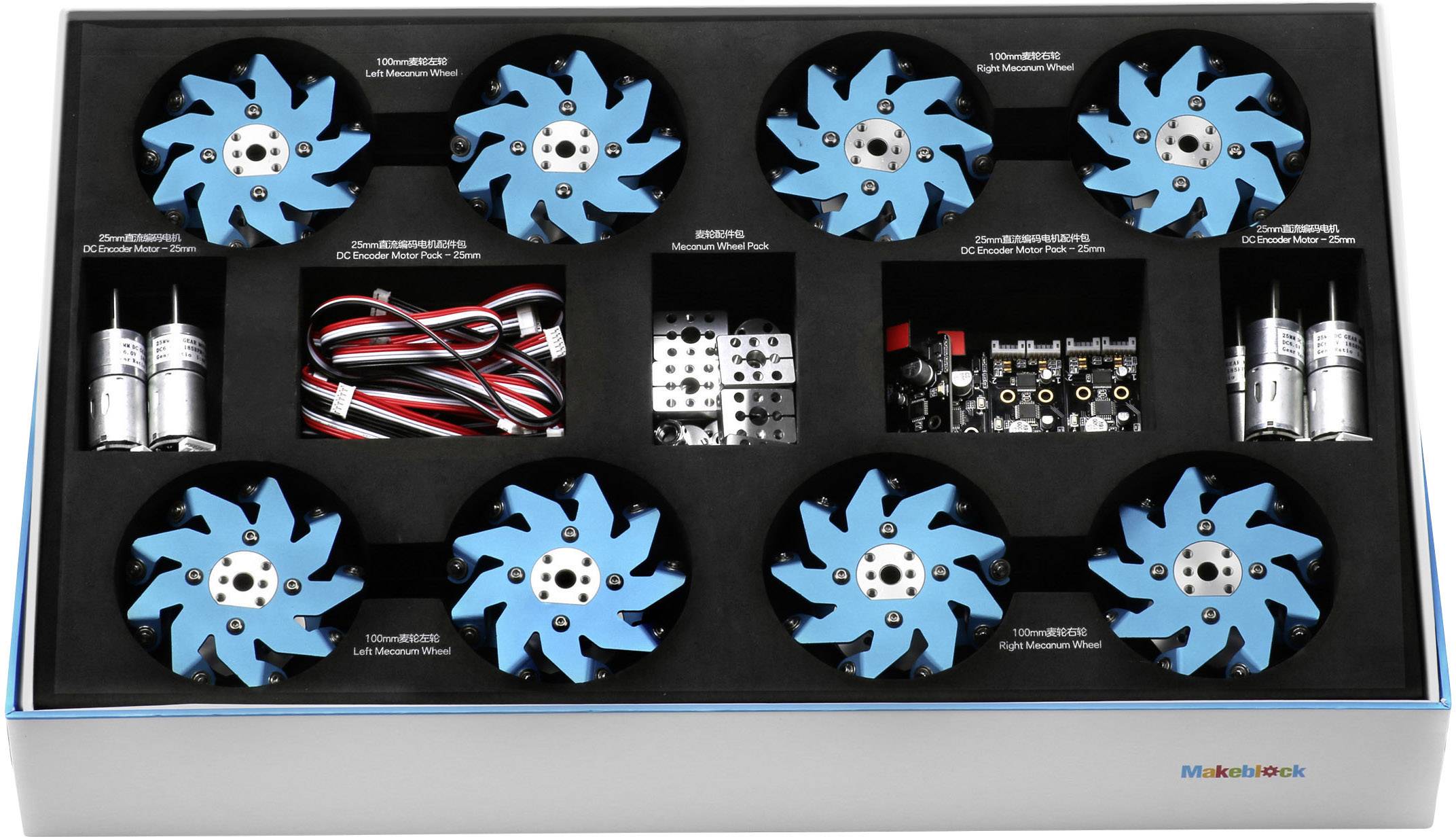 Kit de huit roues Mecanum bleues, moteurs électriques et accessoires pour la construction de robots, visible dans un boîtier de la marque Makeblock.