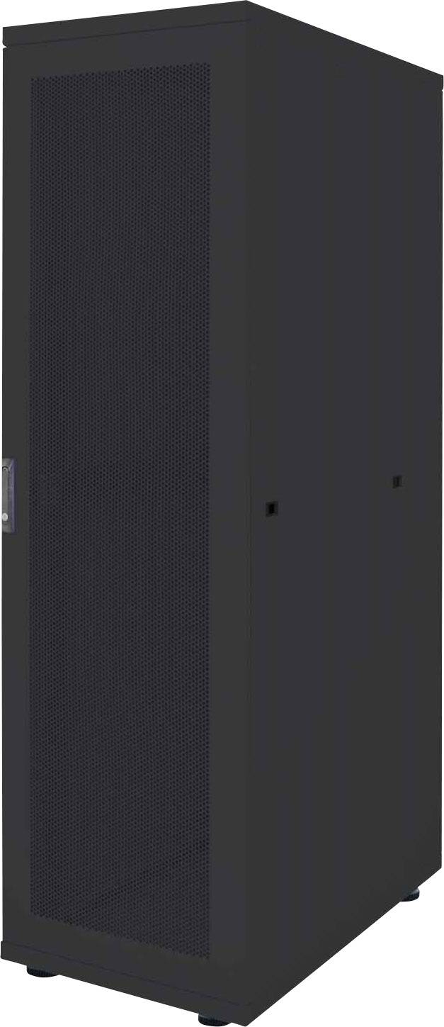 Un armoire de serveur noir avec des portes perforées fermées, adapté pour héberger des équipements réseau dans un centre de données.