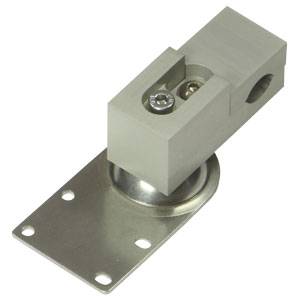 Support d'angle métallique avec composant en plastique et fixation par vis, adapté aux applications de montage.