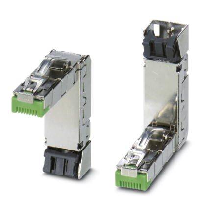 Deux fiches électroniques métalliques disposées à un angle de 90 degrés, se tenant debout sur un fond blanc. Elles présentent différentes orientations de connexion.