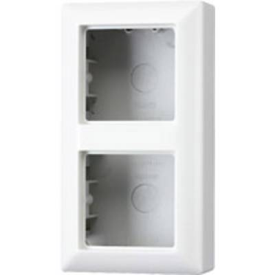Boîte d'encastrement double en blanc, sans prises installées, avec supports pour deux modules de prise individuels.