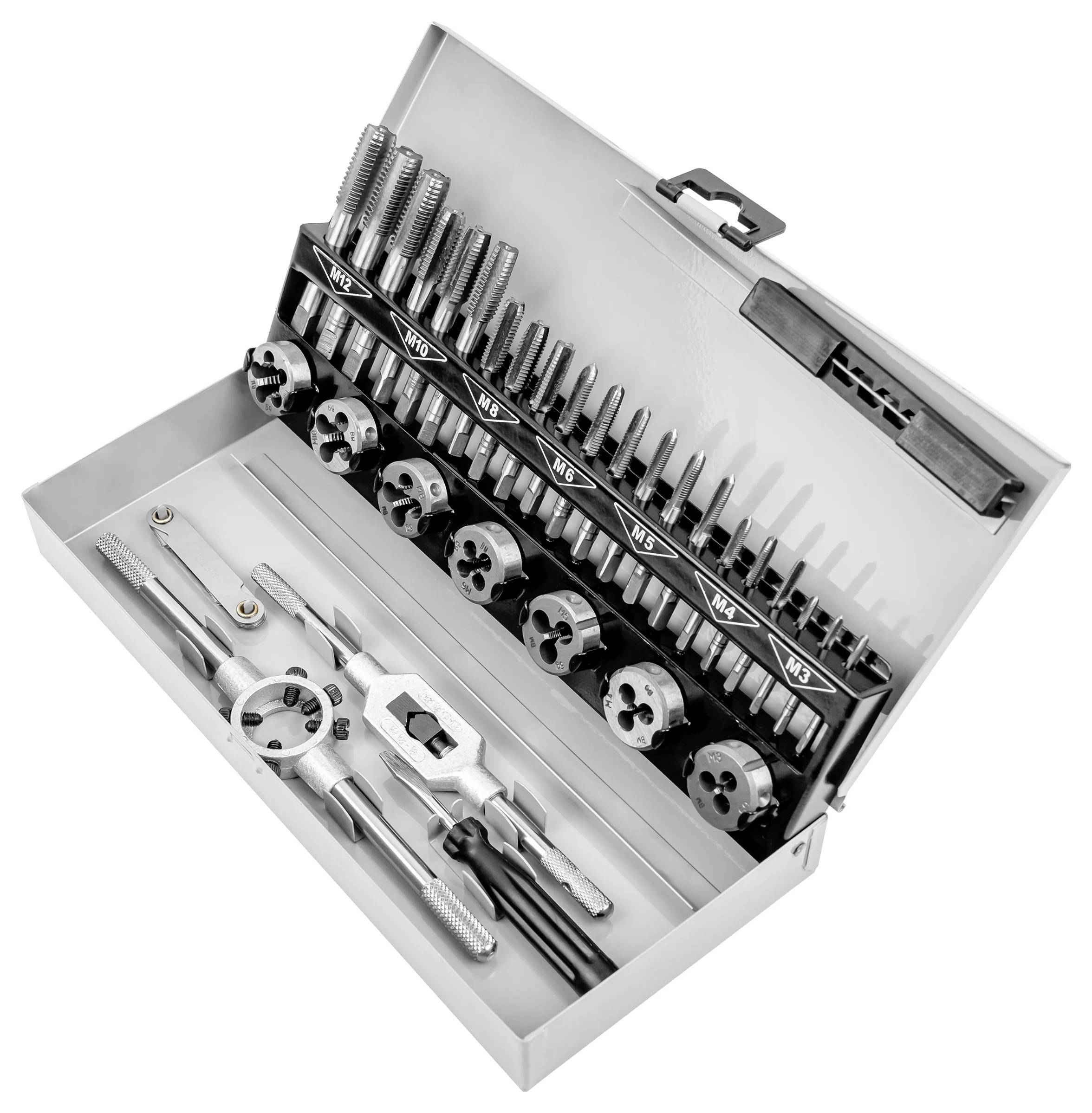 Une boîte à outils ouverte contenant divers outils de filetage, notamment des tarauds et des filières de différentes tailles.