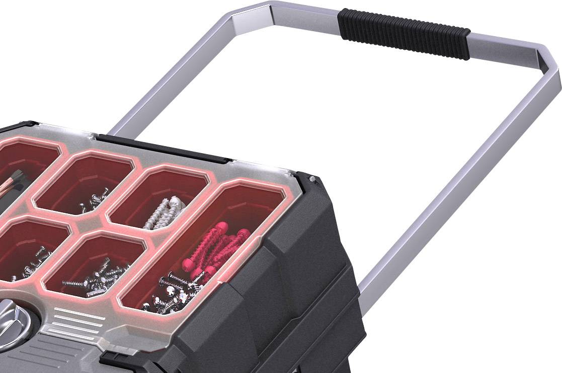 Un chariot à plateaux ouvert présente plusieurs compartiments, remplis de différentes vis et outils, avec une poignée sur le dessus.