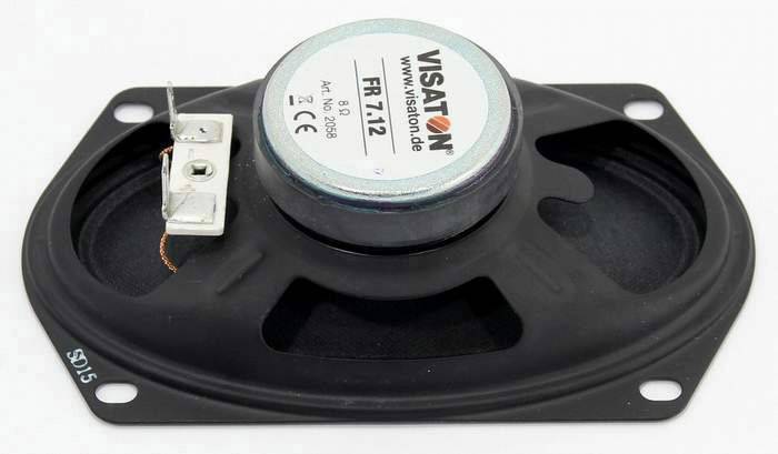 Un haut-parleur oval avec un dos en métal sur lequel est inscrit 'VISATON FR 7/12', entouré d'un cadre noir.