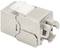 Un connecteur Ethernet argenté avec clip en plastique, adapté aux câblages réseau pour des applications informatiques ou de télécommunications.
