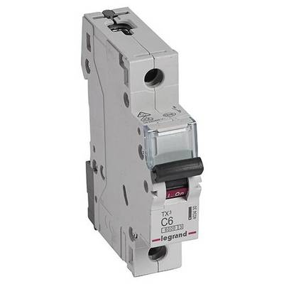 Un disjoncteur unipolaire de Legrand, modèle TX3 C6, pour des applications de protection électrique, montre le commutateur en position 'Éteint'.