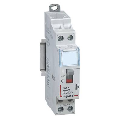 Relais de décharge de charge unipolaire Legrand, modèle '25A Ue 250V', avec réglage automatique et manuel, vue de face présentée.