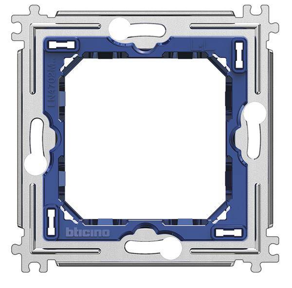 Châssis porteur métallique avec un espace intérieur carré, adapté pour le montage d'interrupteurs ou de prises de courant, avec des éléments bleus.