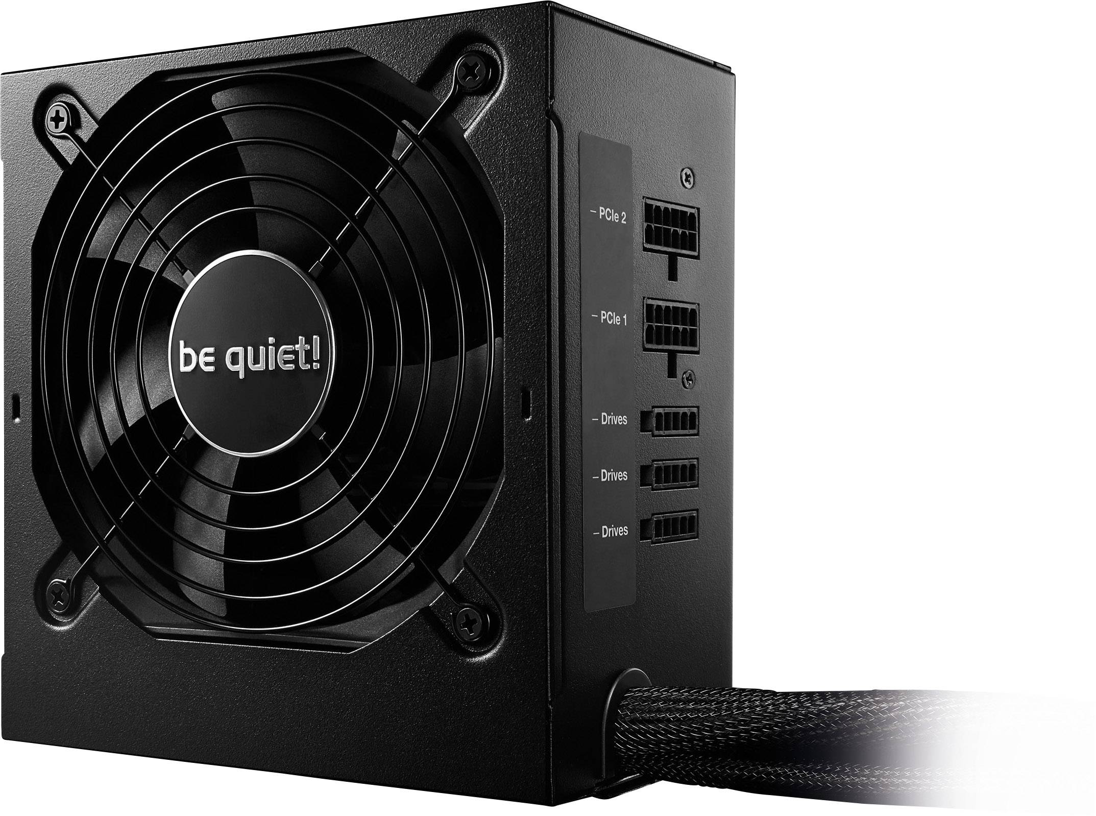 Bloc d'alimentation noir 'be quiet!' avec ventilateur et plusieurs options de connexion sur le côté.