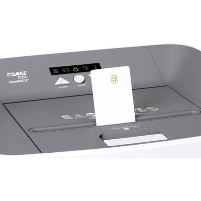 Un document muni d'une puce électronique est inséré dans un destructeur de documents. Le destructeur affiche des indicateurs prêts à fonctionner.